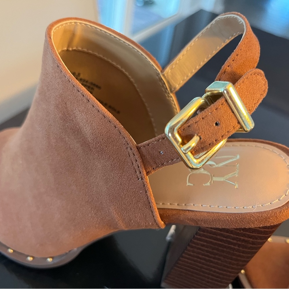 NY&C Sling Back Peep Toe Boot Brand New in Box Never Worn - Picture 3 of 10